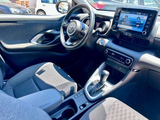 Toyota Yaris 2021 Εκδοση-BI-TONE-HYBRID ΕΛΛΗΝΙΚΗΣ ΑΝΤΙ/ΠΕΙΑΣ(με 8.5% Επιτόκιο)-thumb-25