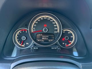 Volkswagen Up 2016 1.000CC 75PS MOVE UP!-thumb-26