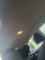 Toyota Auris 2011-thumb-6