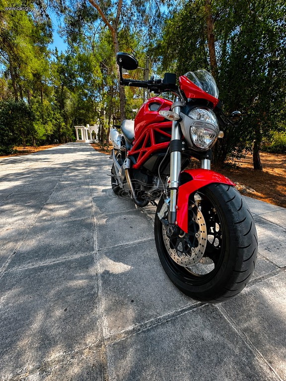 Ducati Monster 696 2008