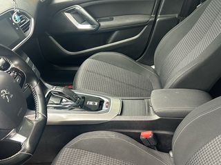 Peugeot 308 2020 GT LINE AUTOMATC 1.5-thumb-17