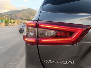 Nissan Qashqai 2017 N-CONNECTA FULL EXTRA/6 ΜΗΝΕΣ ΕΓΓΥΗΣΗ/ΠΙΝΑΚΙΔΕΣ ΔΩΡΟ/ΔΟΣΕΙΣ!-thumb-6