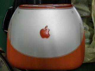 Laptop Apple iBook-thumb-1