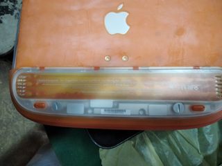 Laptop Apple iBook-thumb-2