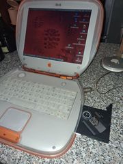 Laptop Apple iBook-thumb-5
