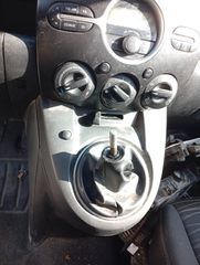 Ταμπλό Mazda 2 '08-thumb-2