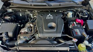 Mitsubishi L200 2017 181 PS AYTOMATO-thumb-6