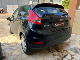 Ford Fiesta 2011-thumb-2