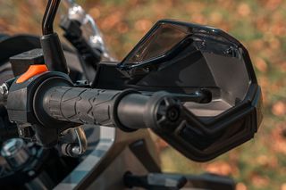 Cyclone CARRERA 125 2026-thumb-2