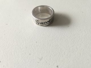 Αυθεντικό ασημένιο δαχτυλίδι με λογότυπο Gucci