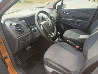 Renault Captur 2019-thumb-9