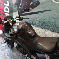 Yamaha MT-125 2016-thumb-1
