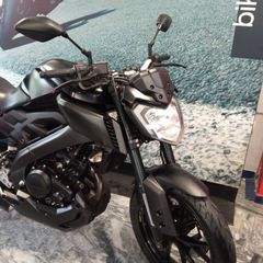 Yamaha MT-125 2016-thumb-8