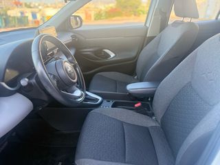 Toyota Yaris Cross 2022 1.5 HDF 116HP ACTIVE PLUS e-CVT ΑΝΑΛΥΣΗ ΦΠΑ-thumb-9