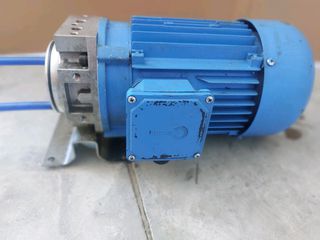 ΤΡΙΦΑΣΙΚΟ ΜΟΤΕΡ miksan