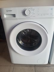 Πλυντήριο ρούχων 8 κιλών indesit