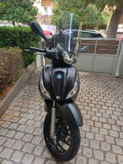 Piaggio Medley 125 2023 S ΜΕ ΜΑΥΡΟ ΜΑΤ ΧΡΩΜΑ ΚΑΙ ΣΎΝΔΕΣΗ ΜΕ ΚΙΝΗΤΟ ΤΗΛΕΦΩΝΟ