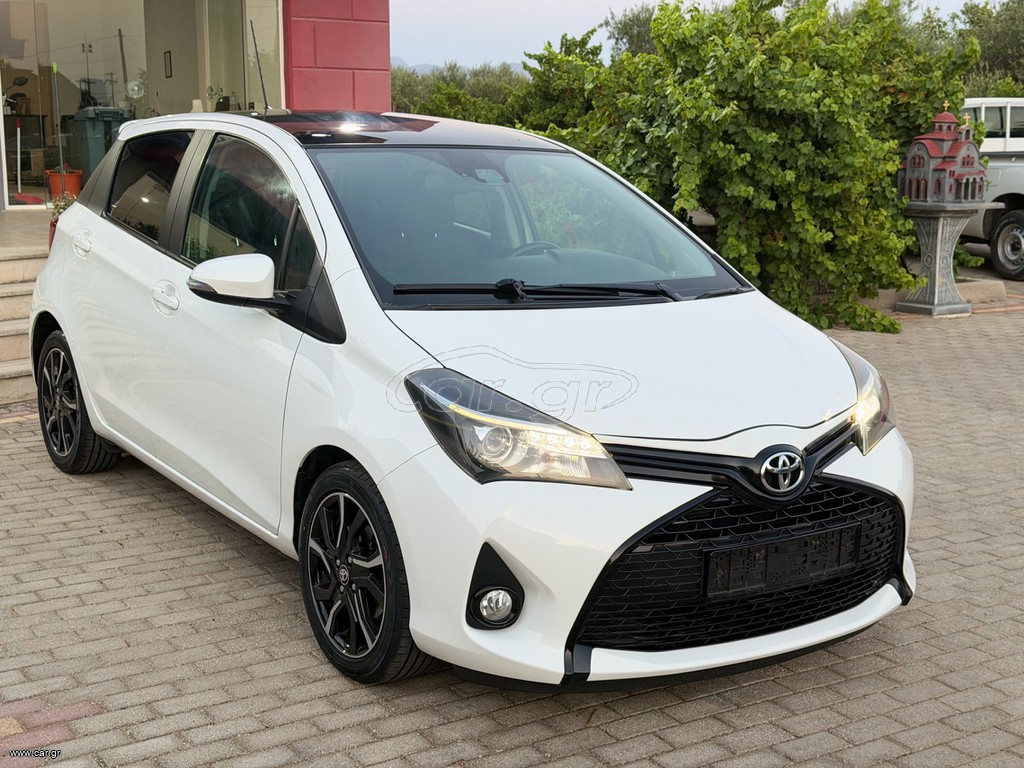 Toyota Yaris 2016 D-4D Lounge PANORAMA