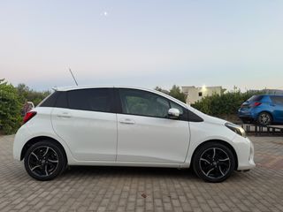 Toyota Yaris 2016 D-4D Lounge PANORAMA-thumb-6