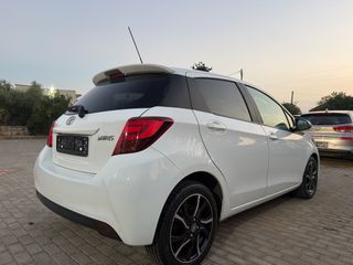 Toyota Yaris 2016 D-4D Lounge PANORAMA-thumb-9