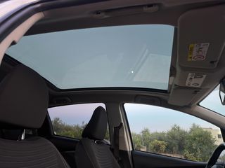 Toyota Yaris 2016 D-4D Lounge PANORAMA-thumb-36
