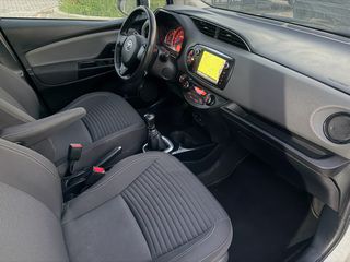 Toyota Yaris 2016 D-4D Lounge PANORAMA-thumb-33