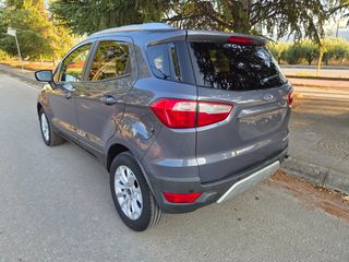 Ford EcoSport 2017-thumb-4