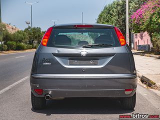 Ford Focus 2004 1.6 TREND-thumb-9