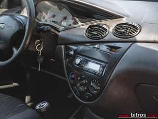 Ford Focus 2004 1.6 TREND-thumb-18