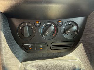 Ford Transit Connect 2018-thumb-14