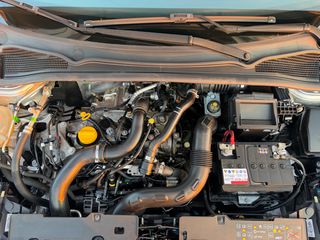 Renault Clio 2017 LIMITED EDITION-thumb-21