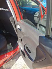 Opel Corsa 2016-thumb-11