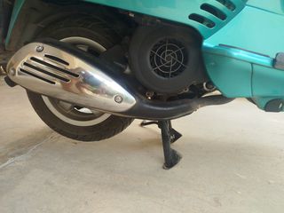 Vespa LX 150 2013-thumb-8