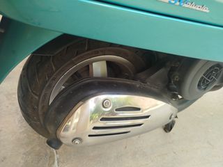 Vespa LX 150 2013-thumb-10