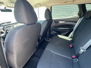 Nissan Qashqai 2018-thumb-45