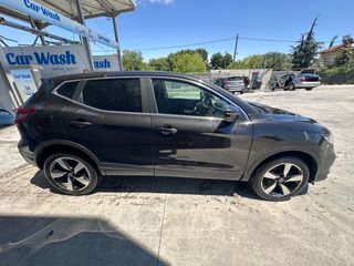 Nissan Qashqai 2018-thumb-10