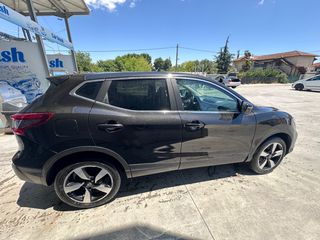 Nissan Qashqai 2018-thumb-12