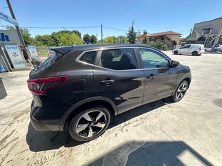 Nissan Qashqai 2018-thumb-13