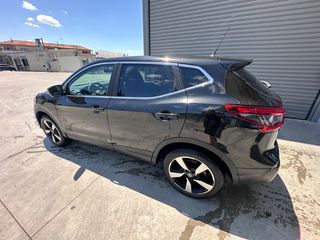 Nissan Qashqai 2018-thumb-21