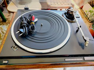 Πικάπ Technics SLQD-22, direct drive.