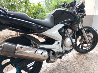 Yamaha YBR 250 2008-thumb-12