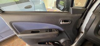 Suzuki Splash 2013-thumb-8