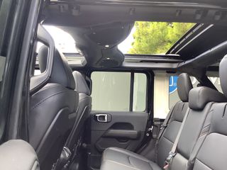 Jeep Wrangler 2026 SAHARA 4Xe-thumb-14