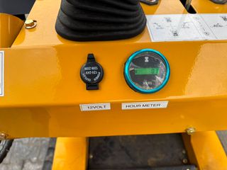 Εκσκαφάκι (διαβολάκι) JCB 2026-thumb-3