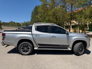 Mitsubishi L200 2022 2,3 DI-D 4x4 FULL EXTRA 200HP ΕΛΛΗΝΙΚΟ-thumb-9