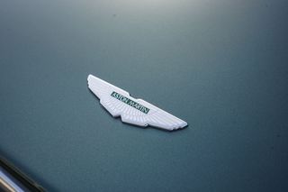 Aston Martin DB7 1995 Coupe-thumb-8