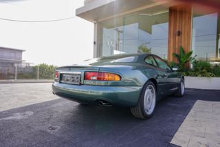 Aston Martin DB7 1995 Coupe-thumb-13