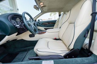 Aston Martin DB7 1995 Coupe-thumb-19