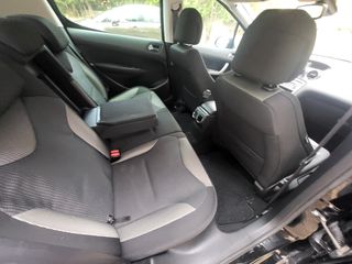 Peugeot 308 2008 1.4  95PS 5 DOORS-thumb-38