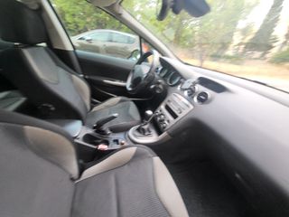 Peugeot 308 2008 1.4  95PS 5 DOORS-thumb-50